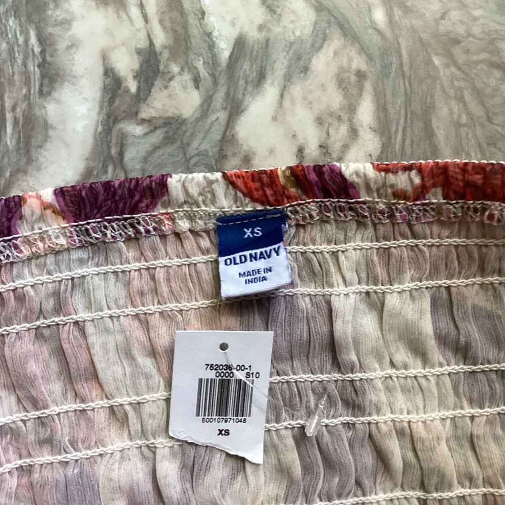 Old‎ Navy Floral Smocked Puff Sleeve Top XS Purple Rust Square Neck NWT